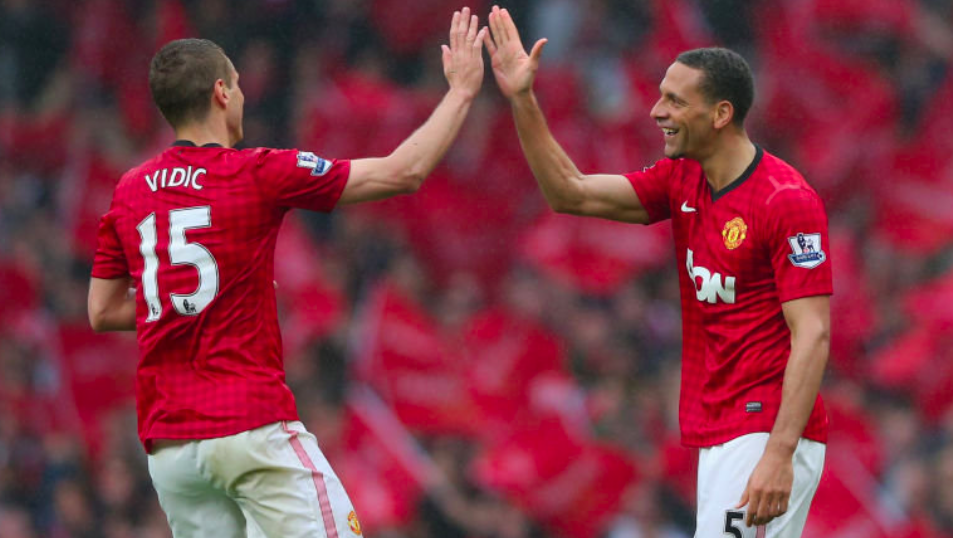 短期任期的 短期任期的